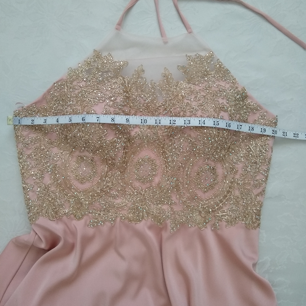 New🎀Jolene halter Open Back Rose pink gold embroidered beaded jewelled - Picture 3 of 11